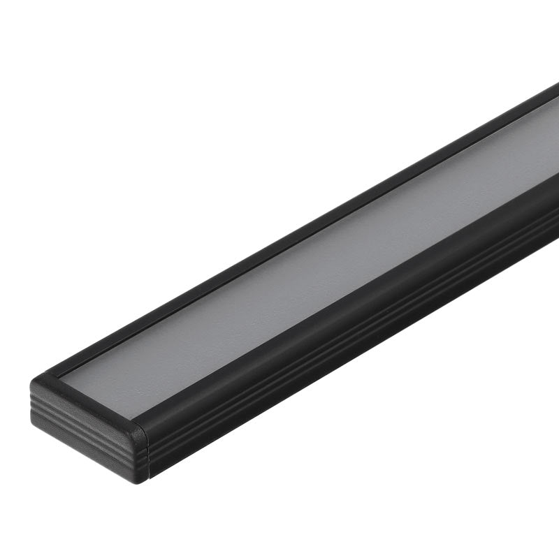 PINTA10-led-profiili-musta-diffuusorilla-ja-paatypaloilla
