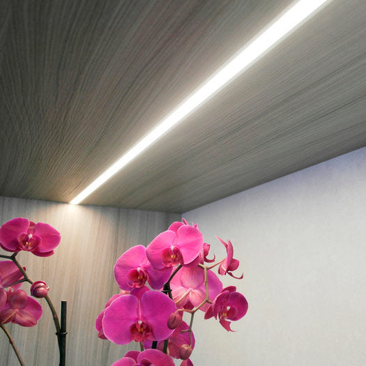 SUORA-UPPO12-led-profiili