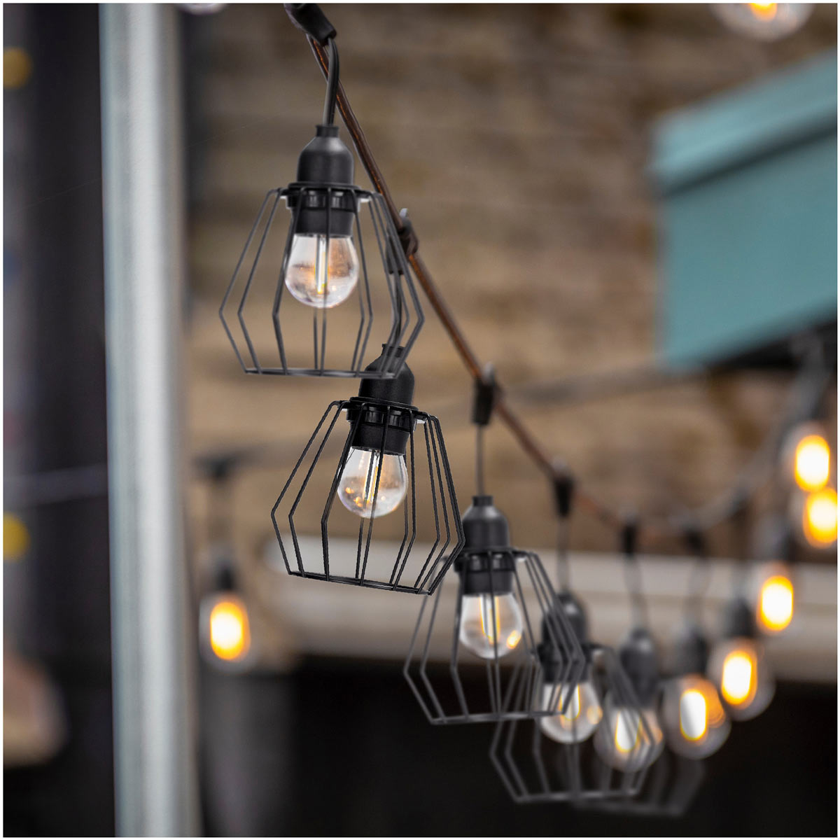 CRETE LED-ljusslingset metallskärmar 5 st, CAGE svart LS D1