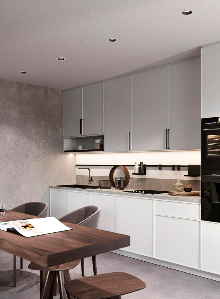 GENIE LED-alasvalo, valaistuna
