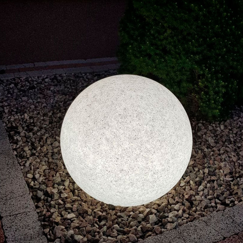 pallovalaisin-puutarhassa