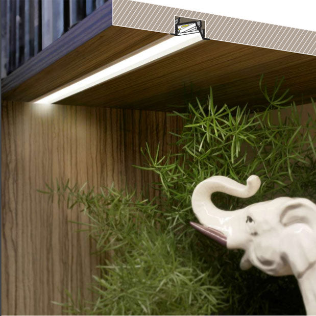 viisto-uppo14-led-profiili-uppoasennettava-viistoon-valaiseva