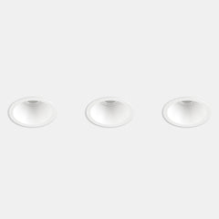 Valkoiset pikkuspotit kylpyhuoneeseen 3 x 3.2W, uppoasennettavat IP54