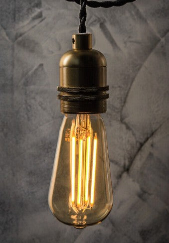 Himmennettävä LED-lamppu E27, Edison-kupuinen, amber-värinen, 360lm, 4,5W, sisustusvalaistukseen.