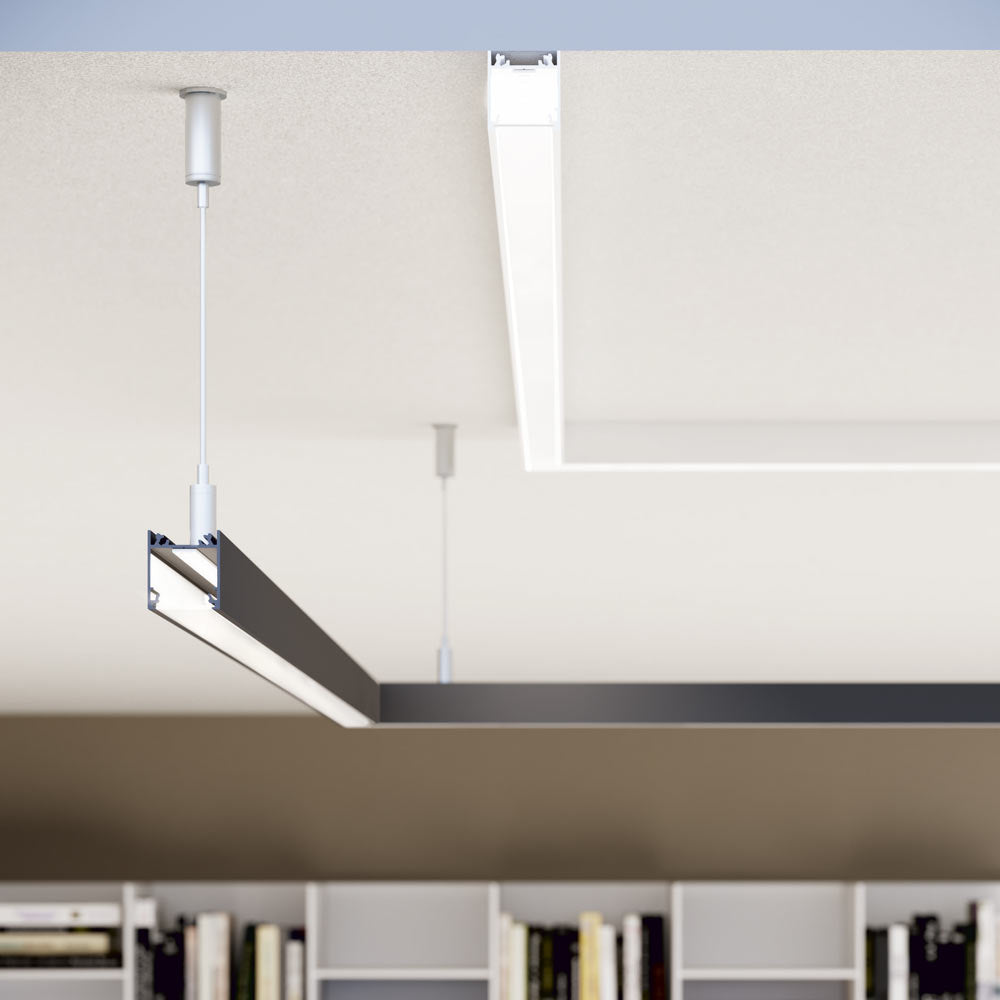 linja20-led-profiilit-kattoon-asennettuna-sekä-riippuasennuksessa