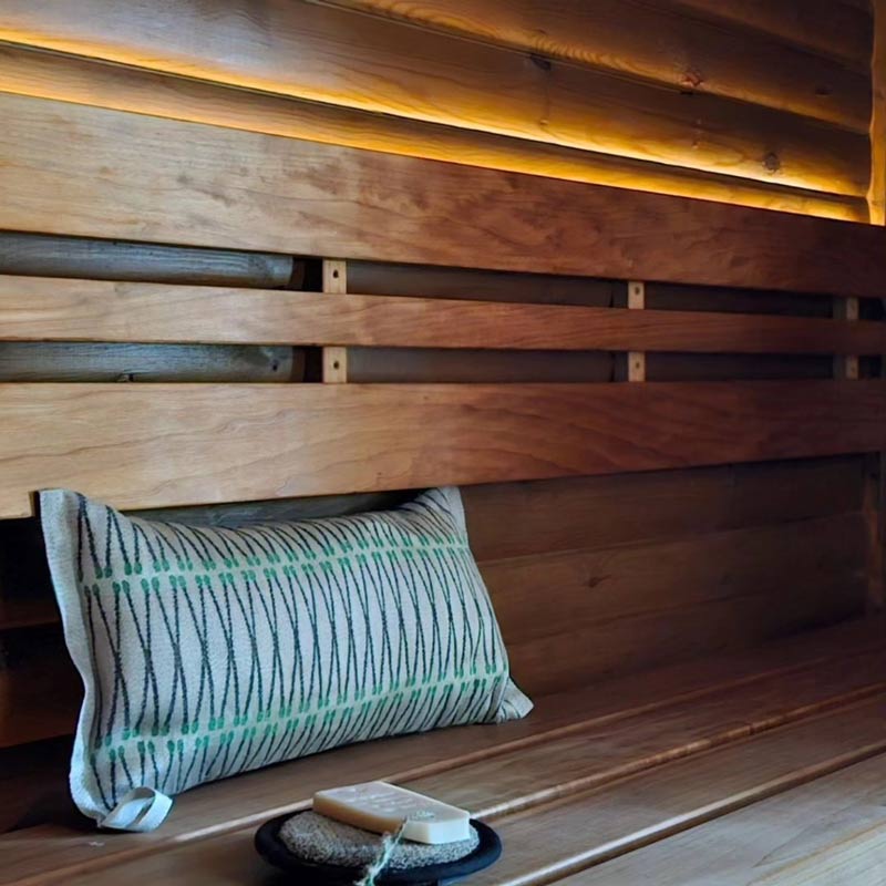 2,5m SAUNA LED-valaistuspaketti - sis. 2,5m SAUNA LED-nauha ja 35W 24V IP67 muuntaja ON/OFF
