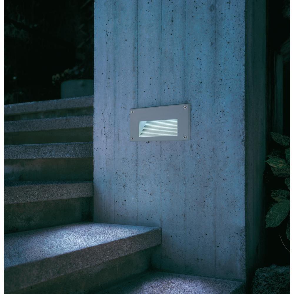LED-vägglampa BRICK DOWNUNDER IP44, för E14-glödlampa